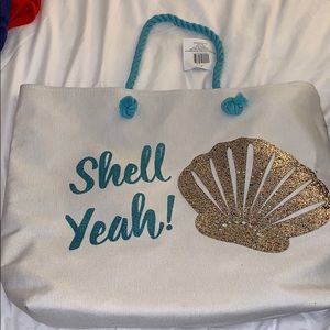 White beach bag